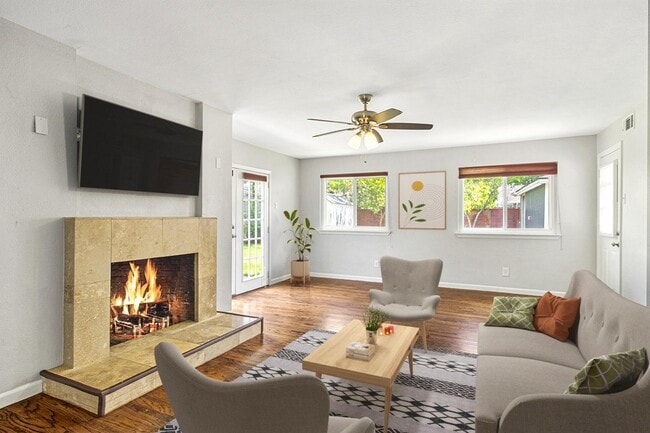 Photo - Remarkable Lakewood home steps from Ridgewood Park