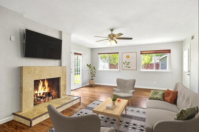 Foto del edificio - Remarkable Lakewood home steps from Ridgewood Park