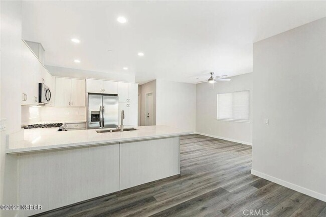 Foto del edificio - 80 Old Mission Dr