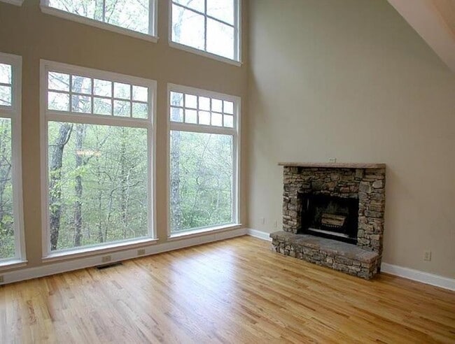Building Photo - 212 Chestnut Rise