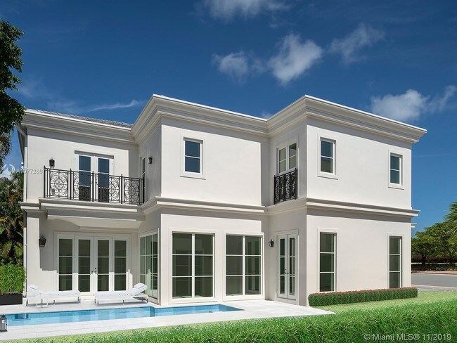 Building Photo - 317 Santander Ave