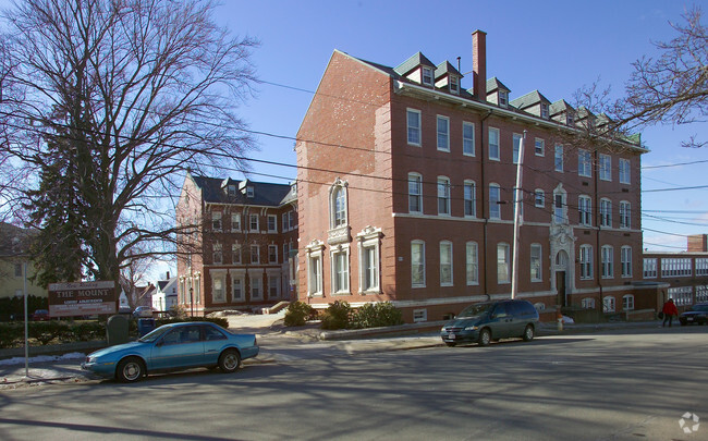 Building Photo - The Mount