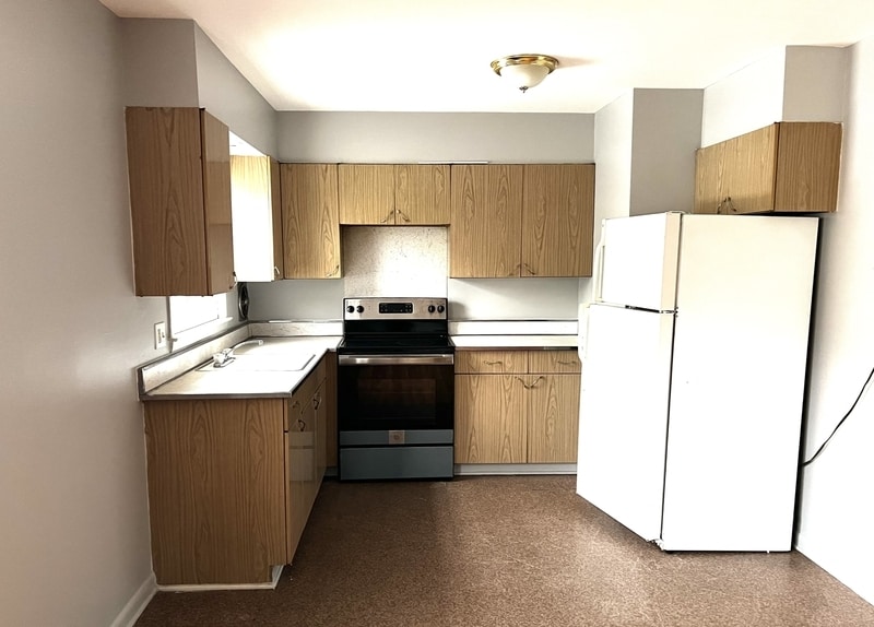 Foto principal - 96 S Hamilton St