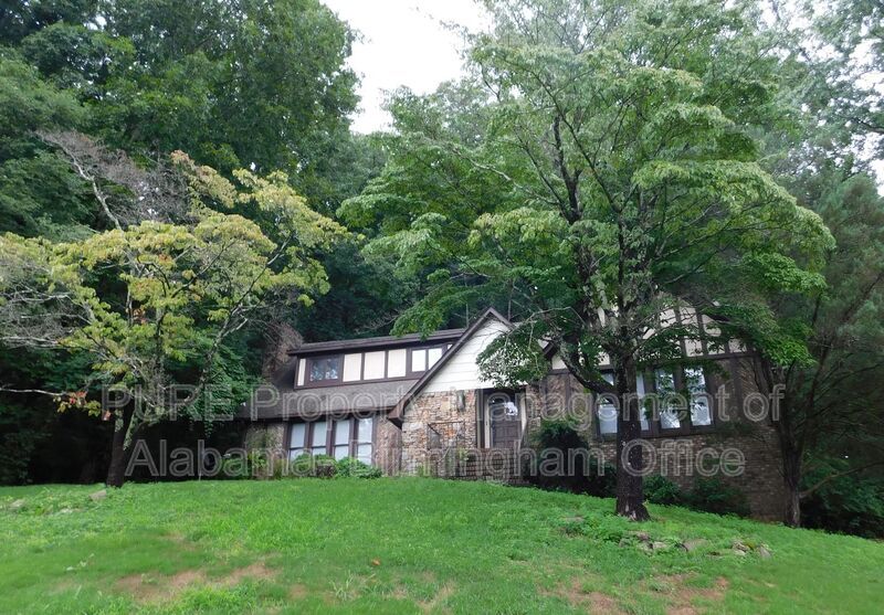 Primary Photo - 1225 Robin Ln