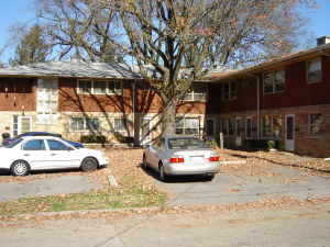 Building Photo - 612 W Elm St