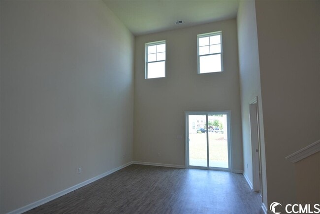 Building Photo - 1109 Fairway Ln