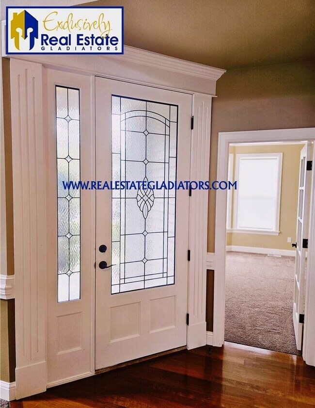 Building Photo - Stunning 4-Bedroom Home for Rent in Bothell!