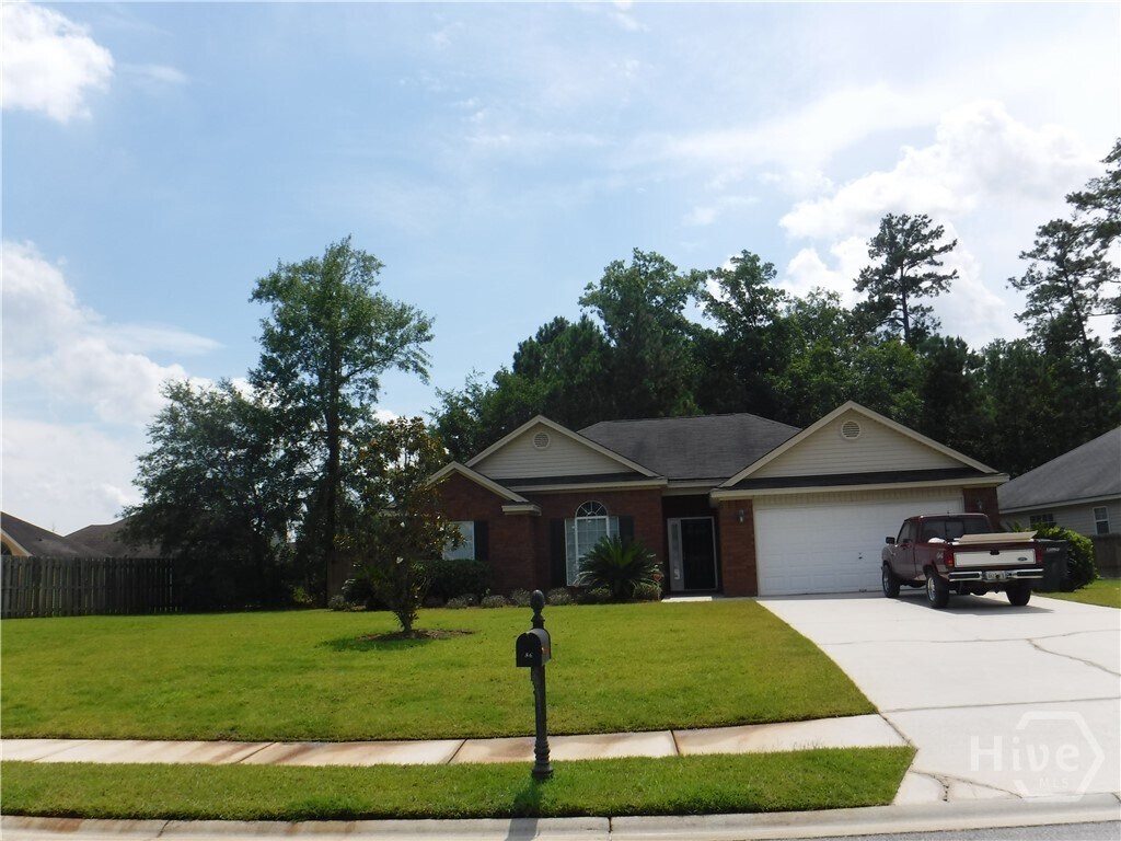 Foto principal - 86 Carlisle Ln