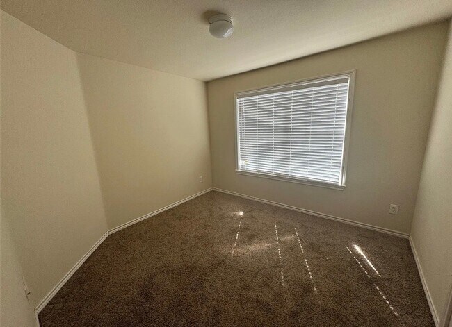 Foto del edificio - 8905 Stewart St