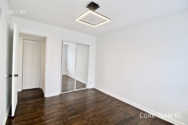 Foto del edificio - Newly Remodeled 1 Bedrooms at The Roanoke ...