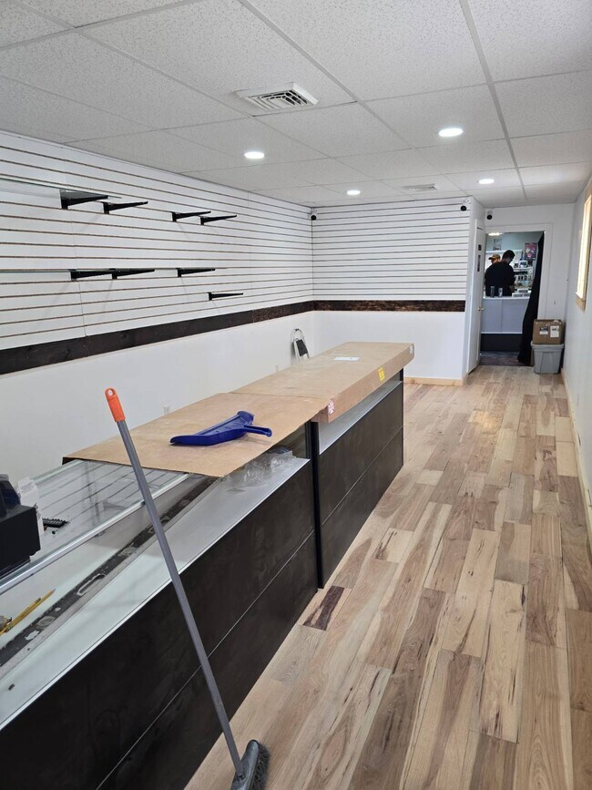 Foto del edificio - 145 Delaware St