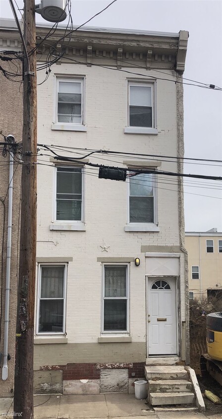 Primary Photo - 1707 N Gratz St