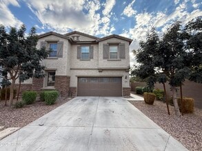 Building Photo - 905 S Canal Dr