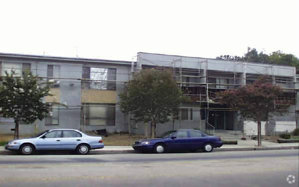 Building Photo - 4521 Colfax Ave