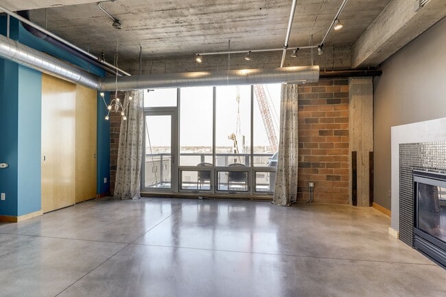 Building Photo - 901 N 3rd St