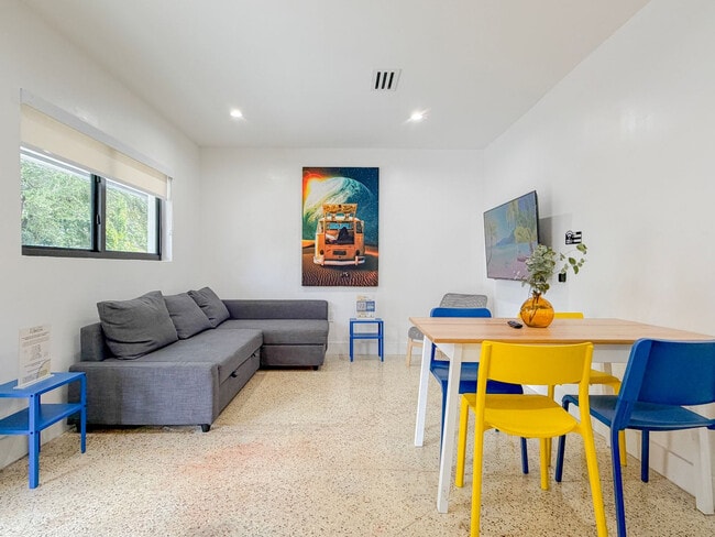 Building Photo - 258 NW 57th St