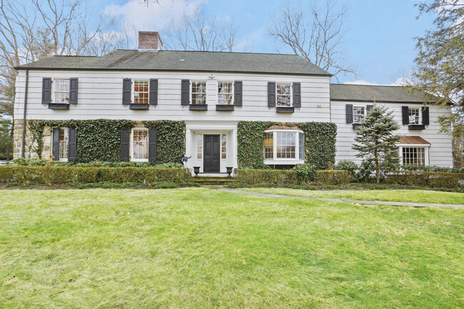 Foto del edificio - 508 Round Hill Rd