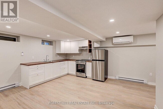 Photo du bâtiment - 203 Weir St N