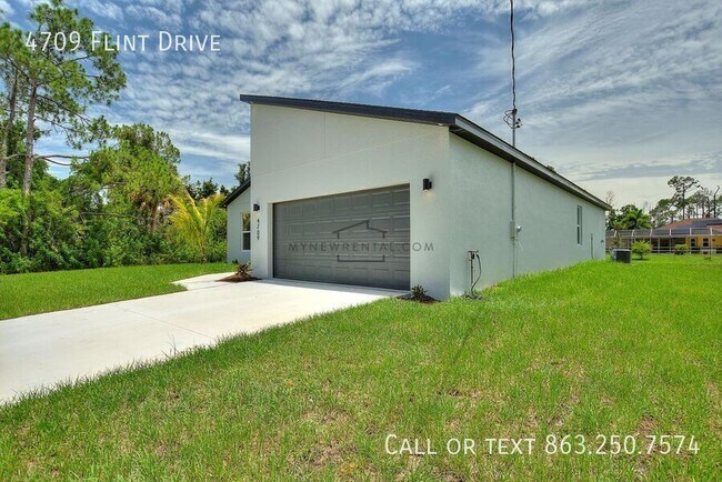 Building Photo - 4709 Flint Dr