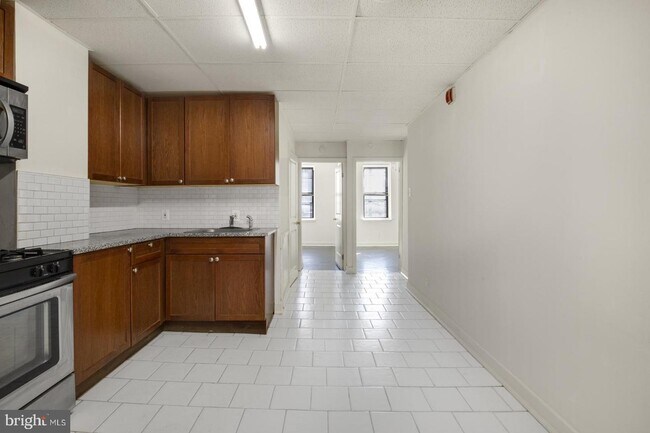 Building Photo - 2538 Amber St