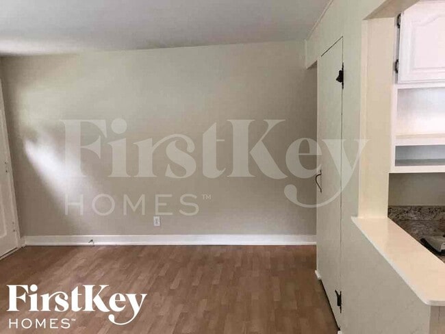 Foto del edificio - 1114 Jewett St