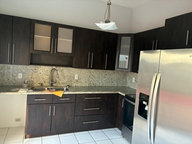 Building Photo - 16055 SW 112th Terrace