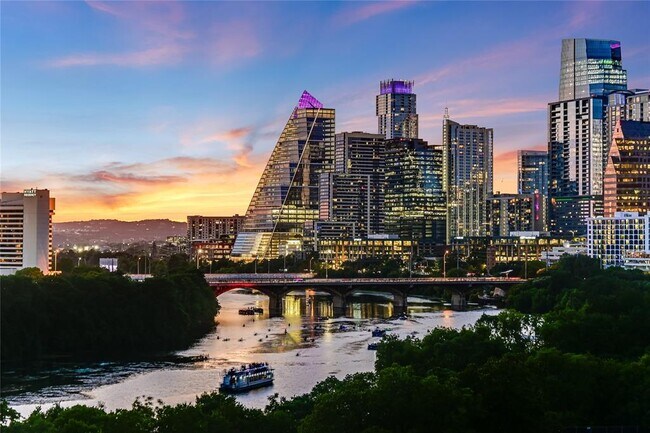 Foto del edificio - 54 Rainey St