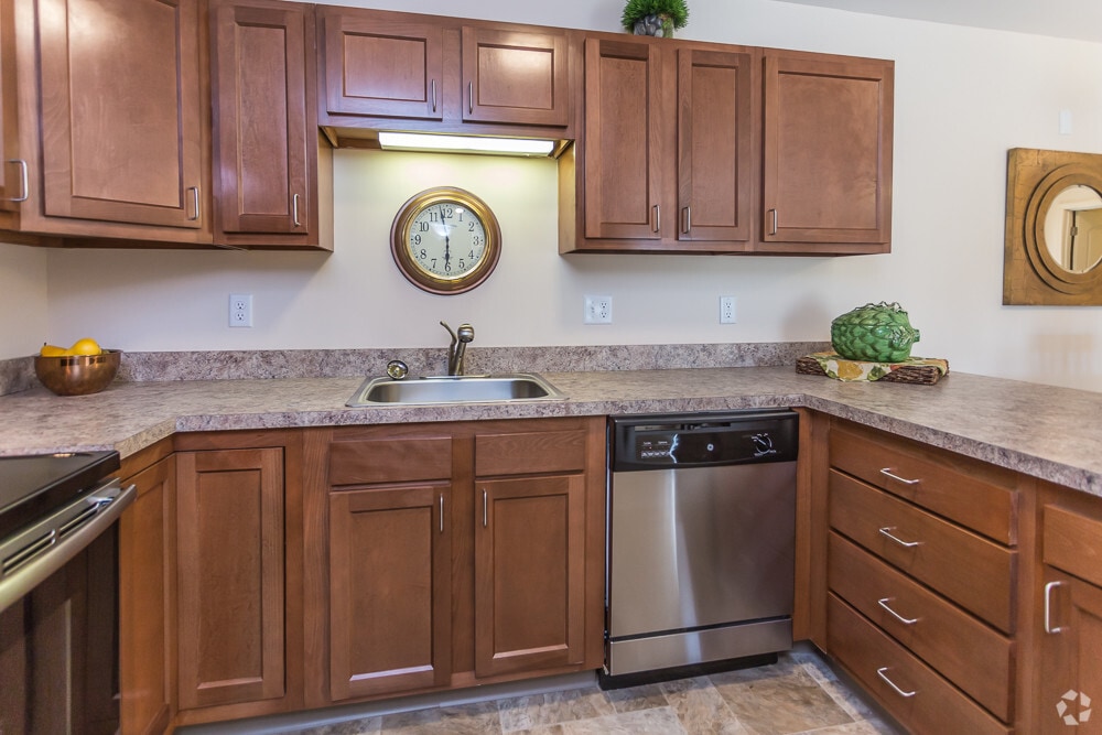 Southpark Square Senior Apartments – photo 5