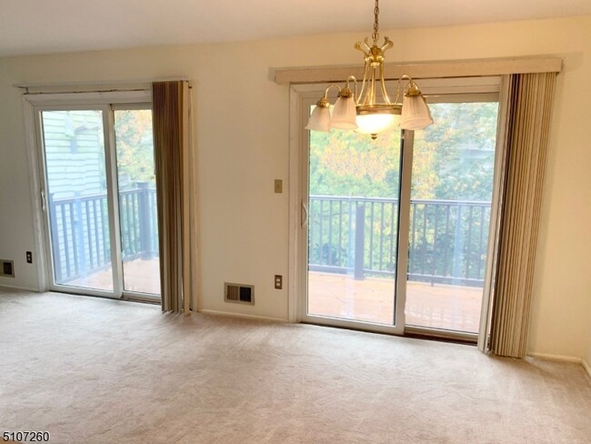 Foto del edificio - 508 Spruce Hills Dr