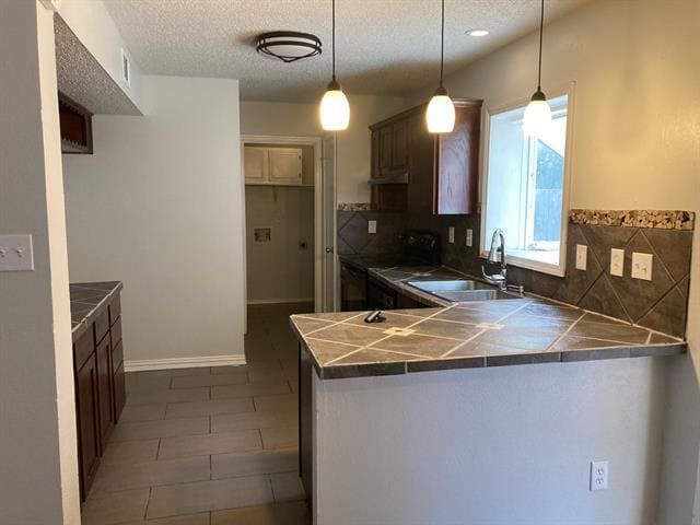Building Photo - 2520 Galemeadow Dr