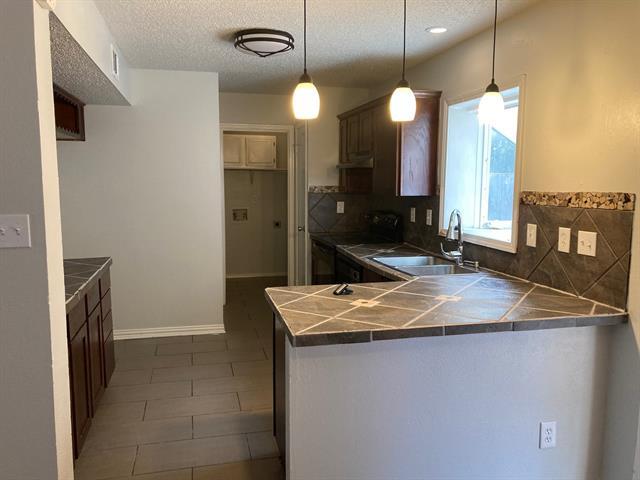 Foto del edificio - 2520 Galemeadow Dr