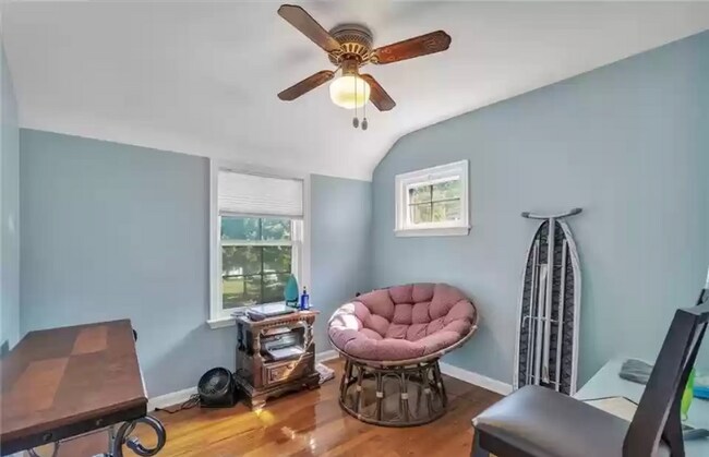 Foto del edificio - 3490 Edison Rd