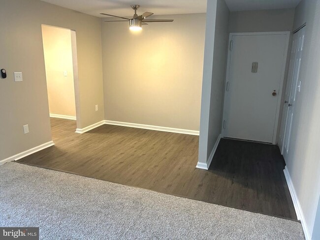 Building Photo - 801 Coconut Ct