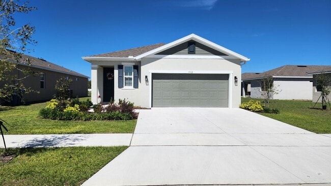 Building Photo - 932 Blue Creek Dr