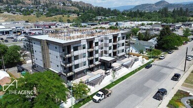 Building Photo - 1036 Coronation Ave