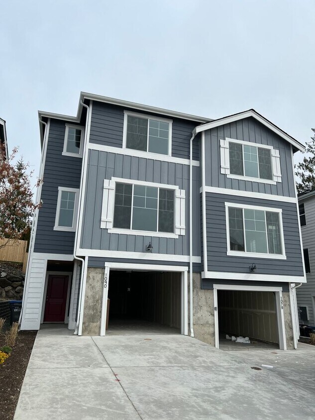 1078 NW Dragonstone St, Bremerton, WA 98311 House Rental in Bremerton