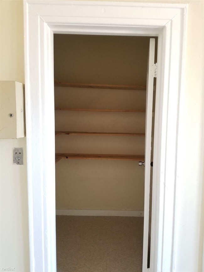 Building Photo - 2 br, 1 bath  - 279 Winthrop Ave 6B