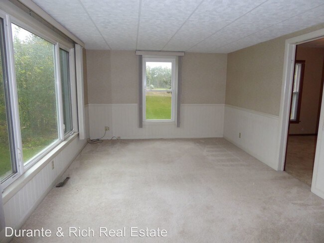Building Photo - 3 br, 1 bath House - 4238 Nicholson Rd