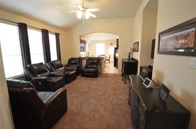 Building Photo - 12722 Pirate Bend Dr