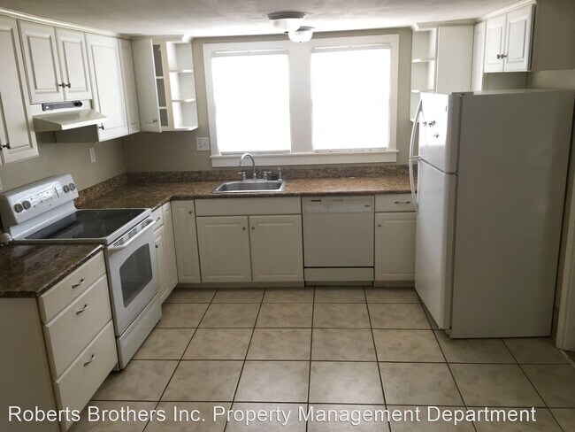 Building Photo - 2 br, 1.5 bath House - 277 Mayflower Street