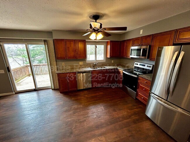 Foto del edificio - 1639 Preston Park Ln