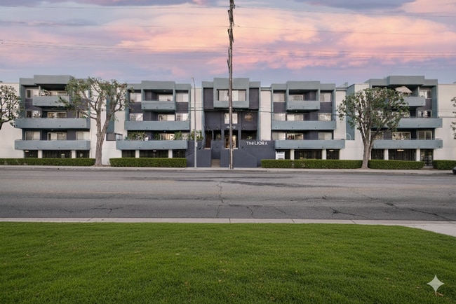 Building Photo - The Liora