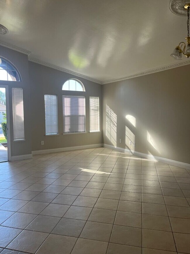 Foto del edificio - 8820 Winlock St