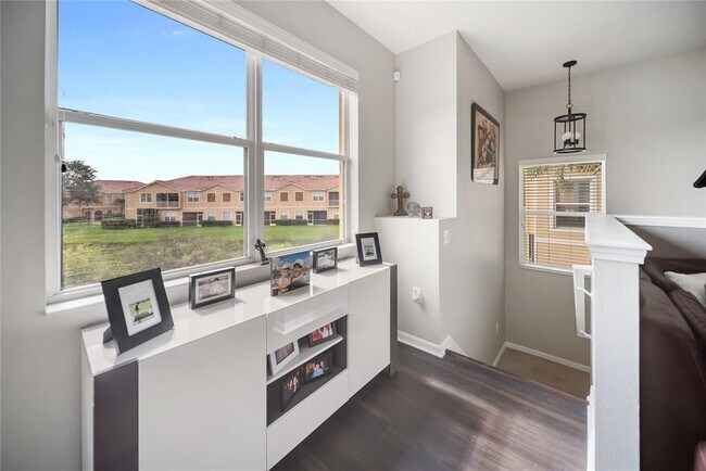 Foto del edificio - 3760 Parkridge Cir