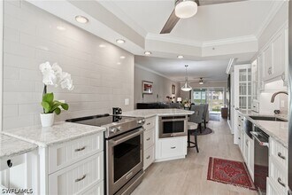 Building Photo - 4945 Cougar Ct S