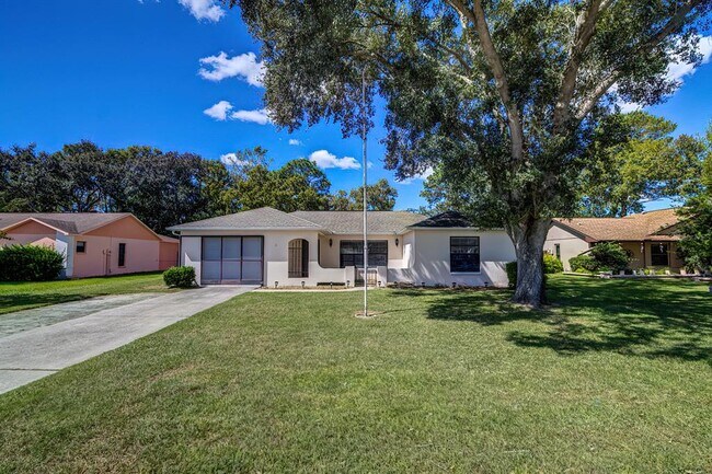 Building Photo - 4141 Glade Rd