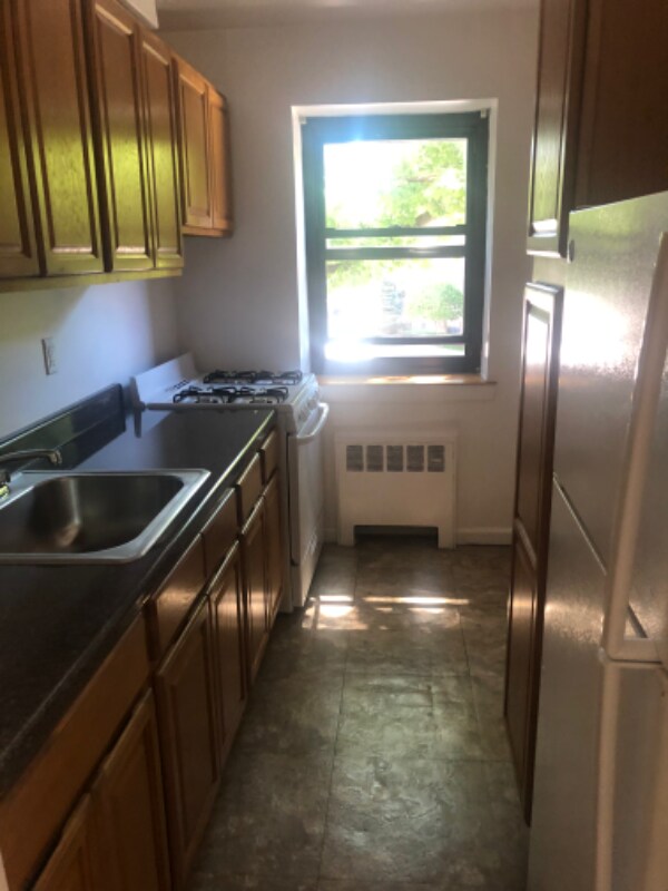 Foto principal - 44 Fleetwood Ave