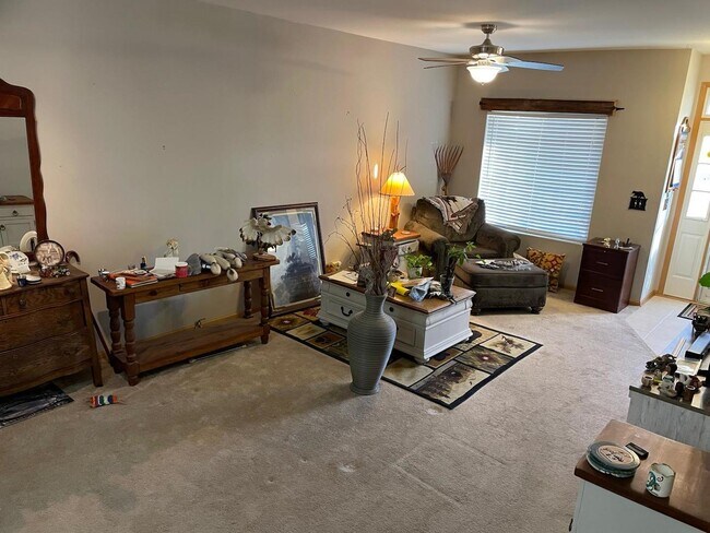 Foto del edificio - 724 County Line Rd