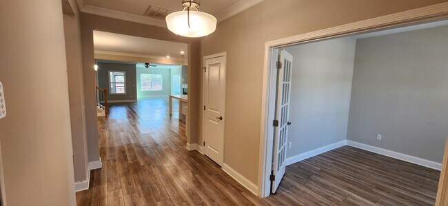 Foto del edificio - 2606 Dorset Ln