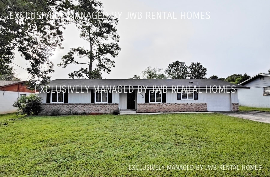 1703 Old Middleburg Rd N, Jacksonville, FL 32210 House Rental in